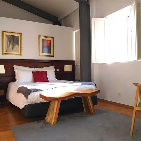 Solar Dos Mouros Otel 4*