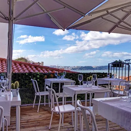 Solar Dos Mouros Otel 4*