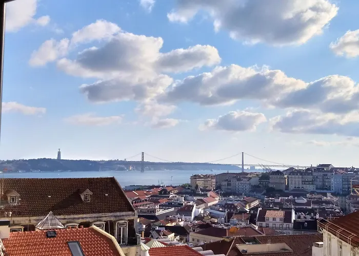 Solar Dos Mouros בית הארחה 4*