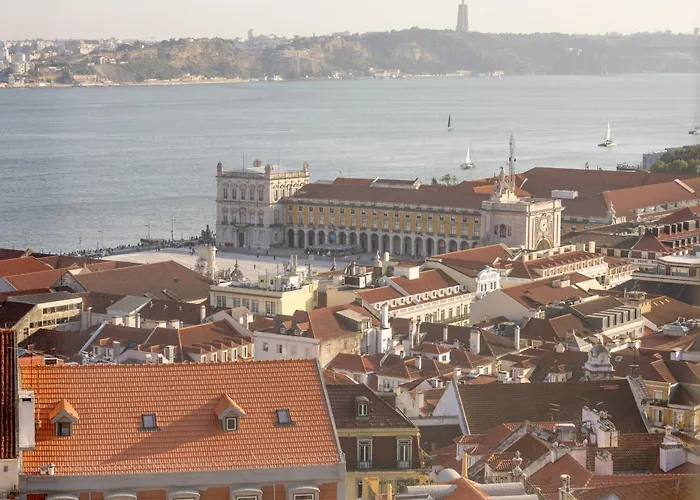 Solar Dos Mouros בית הארחה 4*