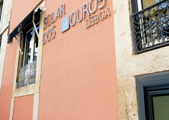 Solar Dos Mouros בית הארחה