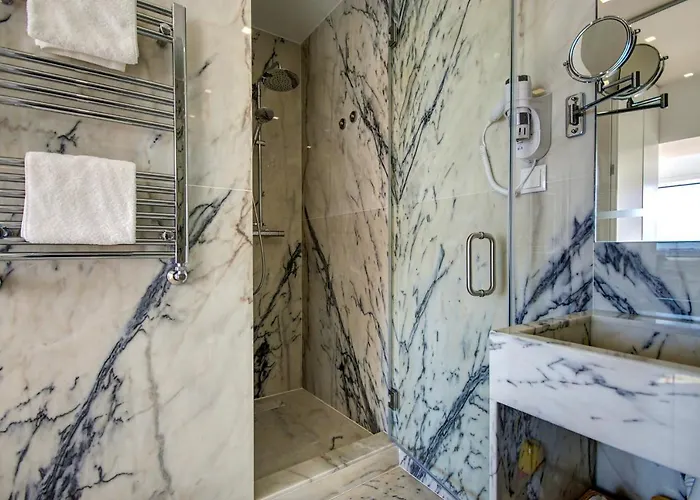 Solar Dos Mouros ליסבון